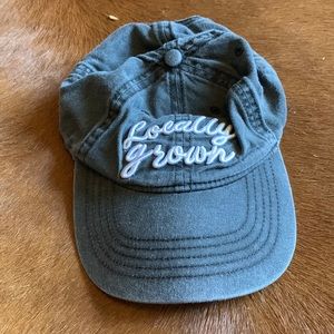 Great baseball cap “locally grown”